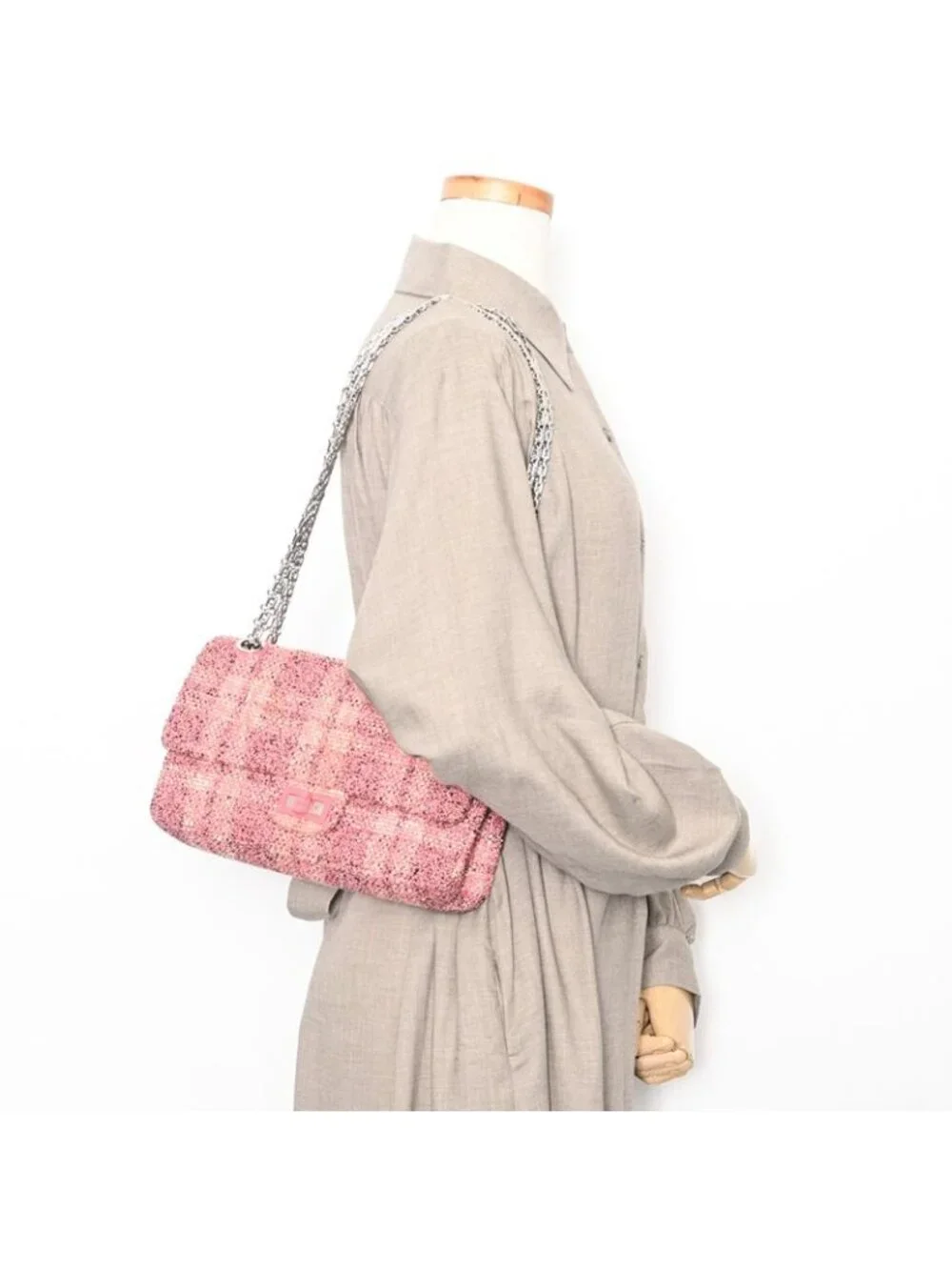 Chanel Shoulder Bag 2.55 - Picture 7 of 8